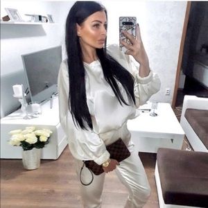 SOLD. No longer available.  NWT Zara 2 Piece SET Satin Jogging Pants + Top S